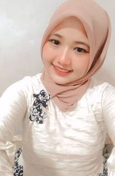 Full Video: wiwik abg hijab cantik pasrah di kosan video bokep indonesia
